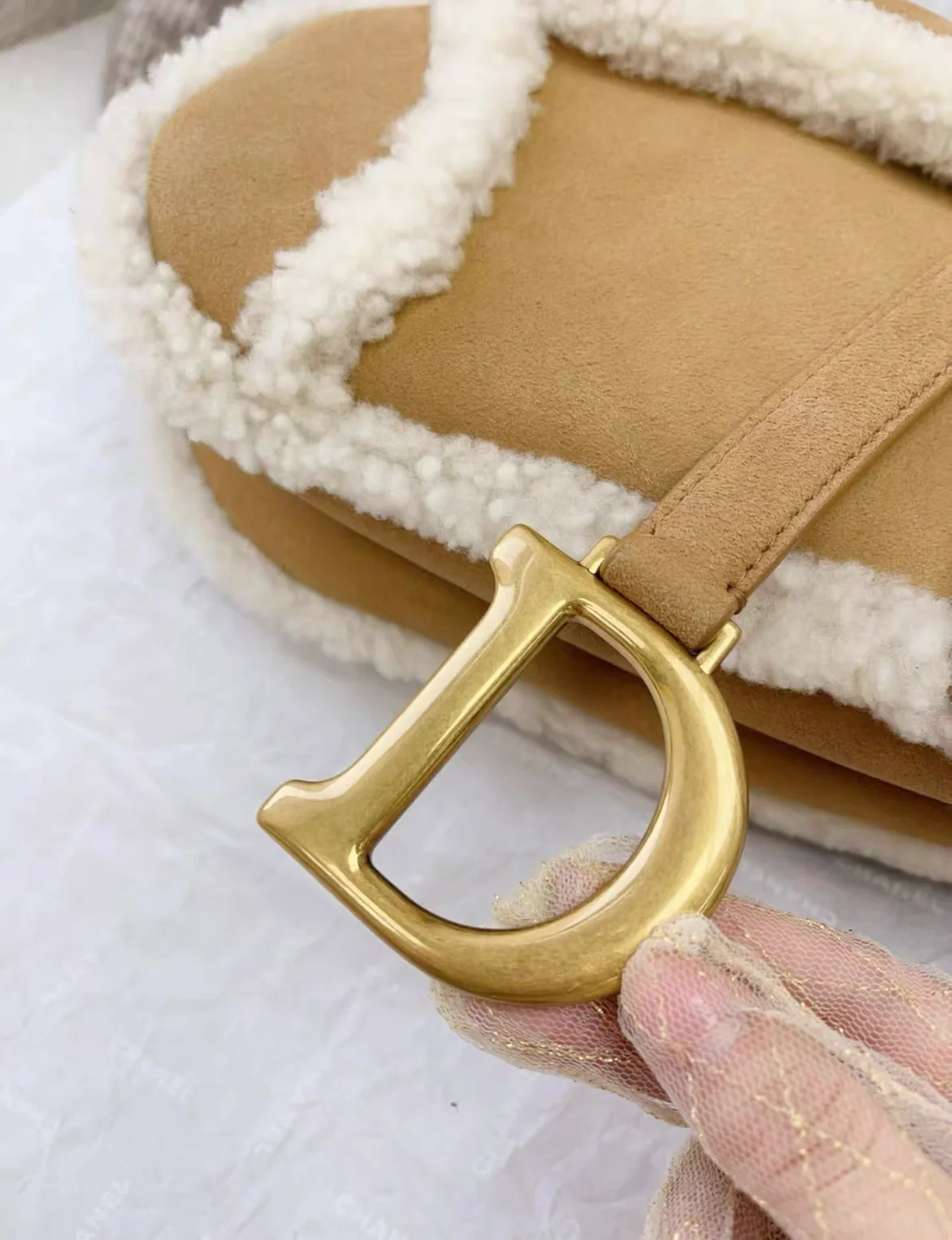 Dior Shearling Camel Limited Edition 2020 Saddle Bag - Image 2
