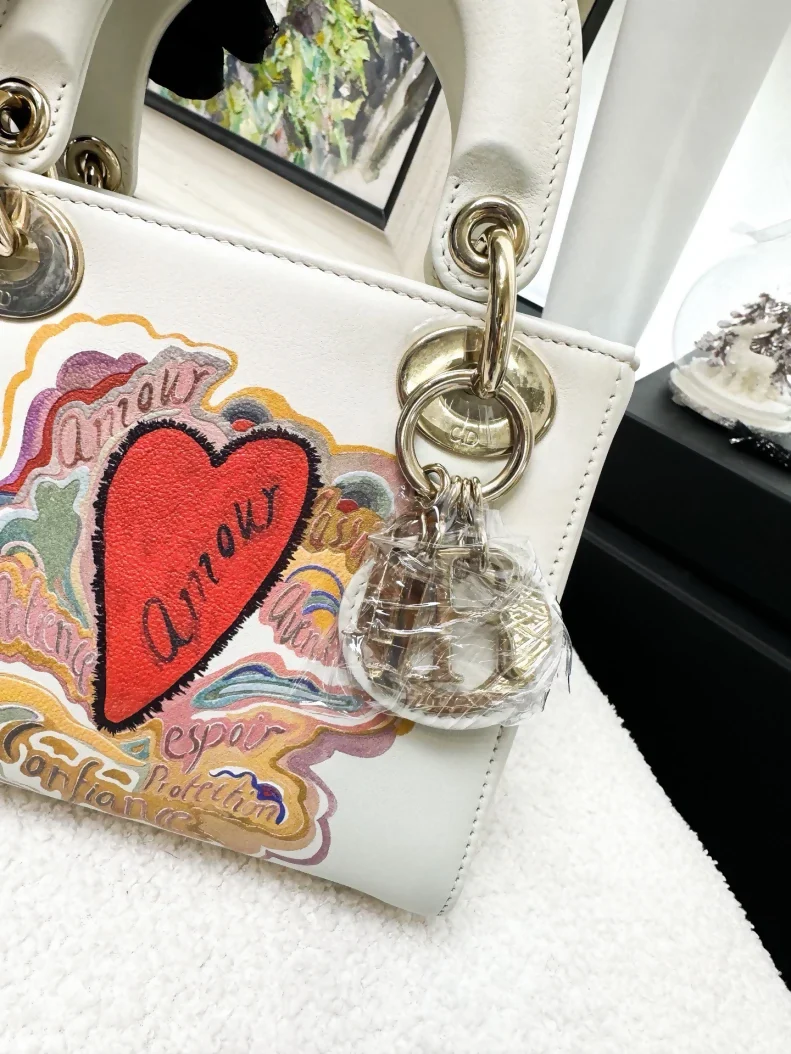 Dior Valentine's Day limited edition white Lady Dior bag - Image 2