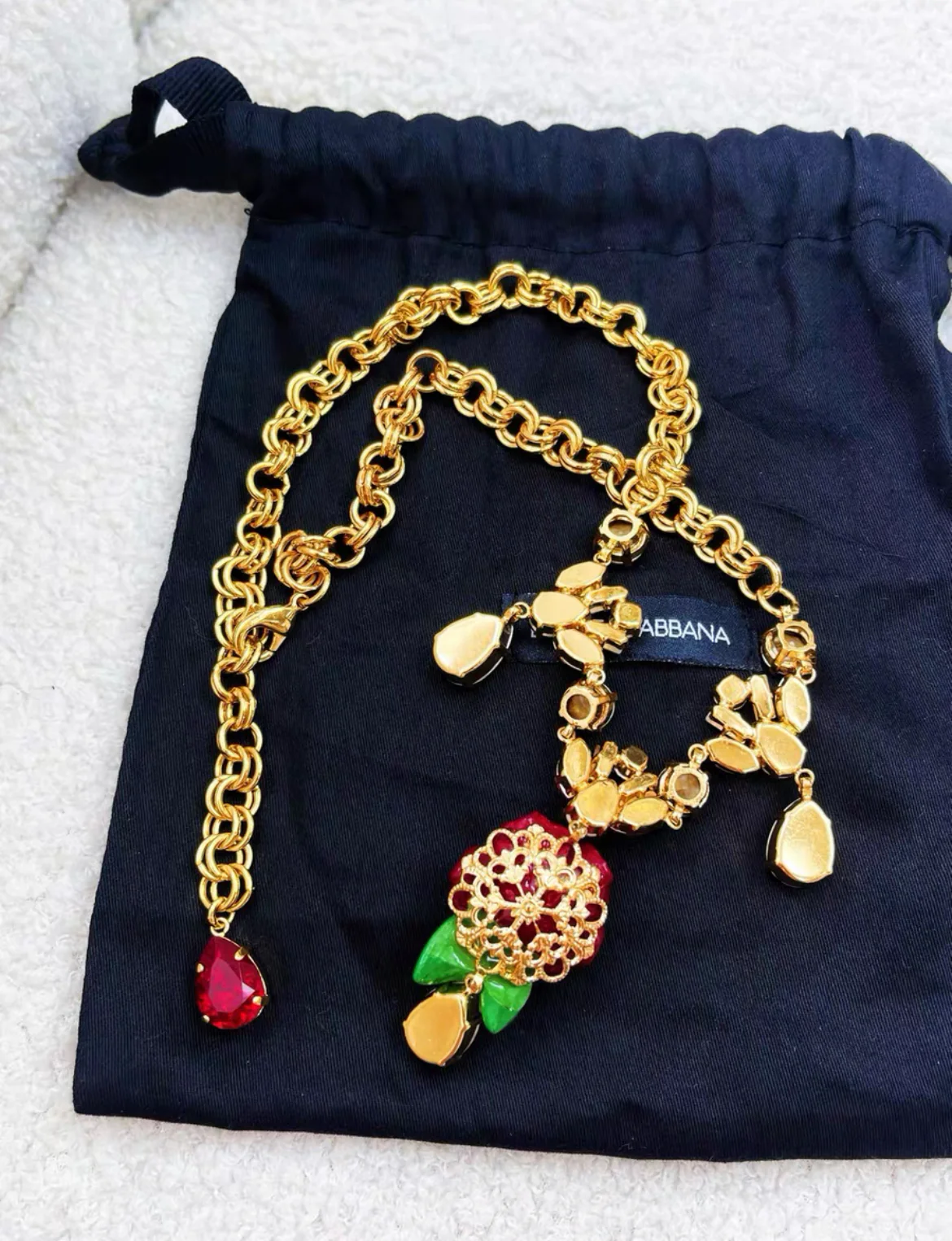 Dolce & Gabbana red rose gemstone necklace - Image 3