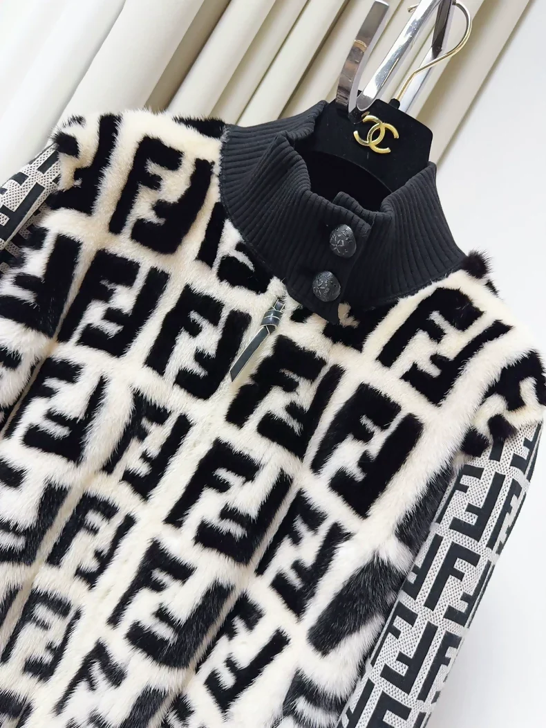 Fendi black and cream white double F monogram mink fur jacket - Image 3