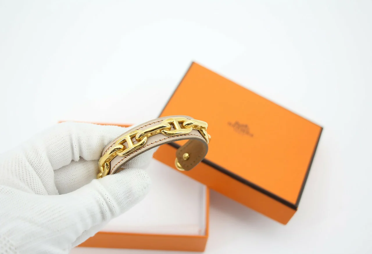 Hermes 2001 Leather and Metal Cuff Bracelet - Image 2