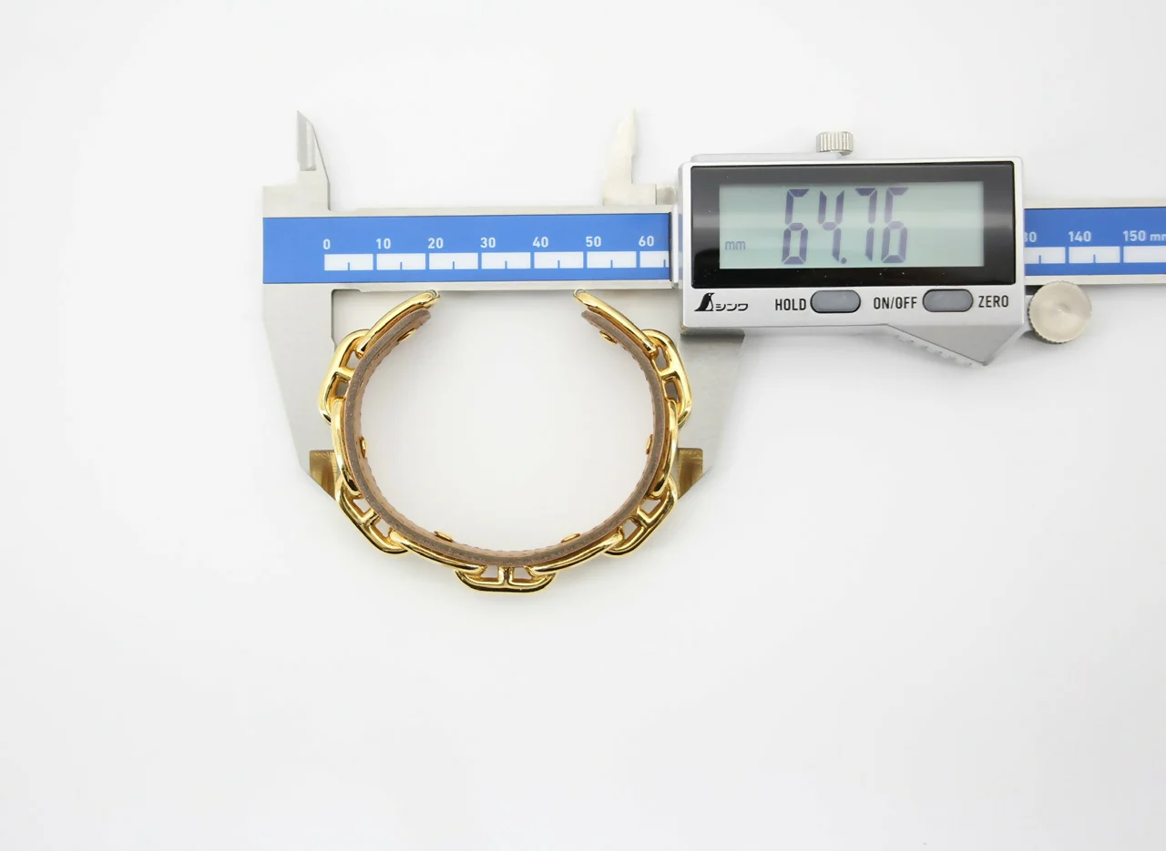 Hermes 2001 Leather and Metal Cuff Bracelet - Image 7