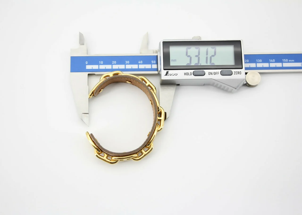 Hermes 2001 Leather and Metal Cuff Bracelet - Image 8