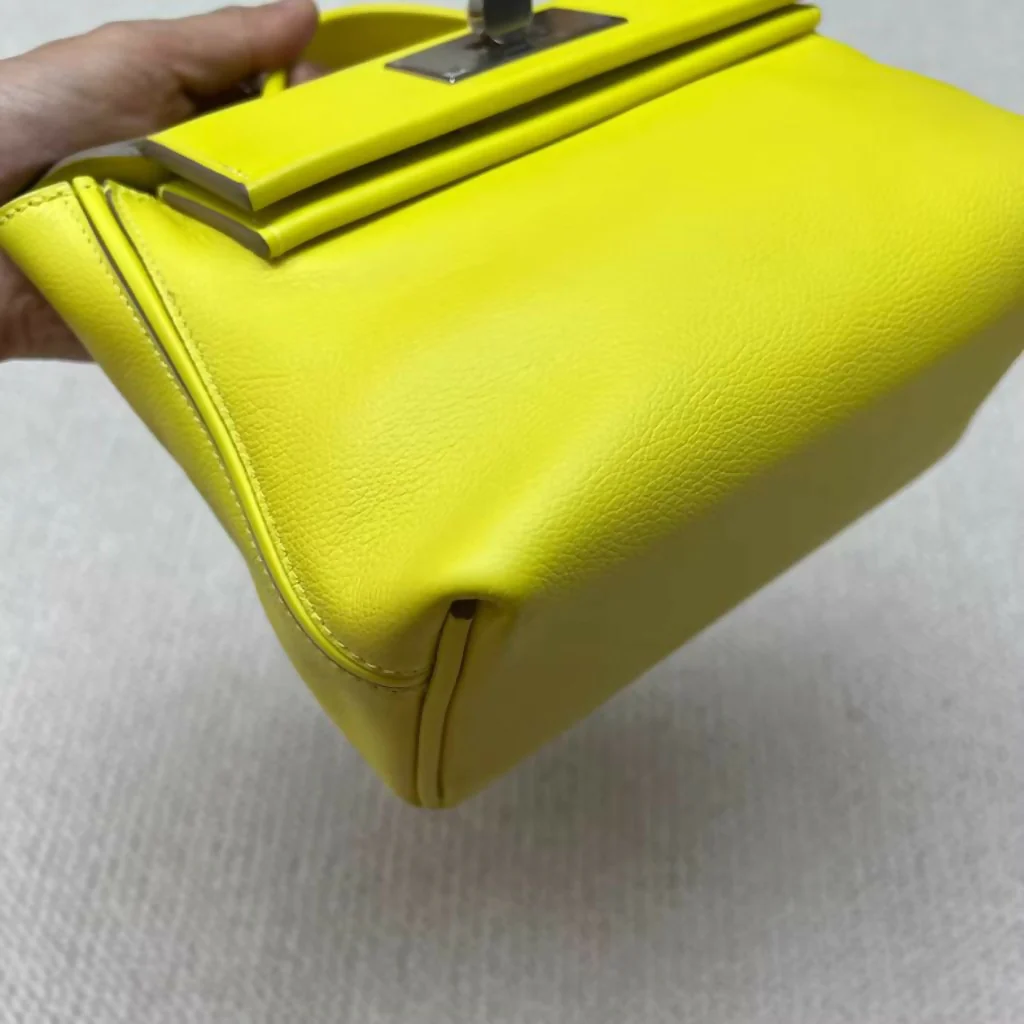 Hermès 24/24 Mini 9R Lime Yellow Evercolor palladium hardware - Image 3