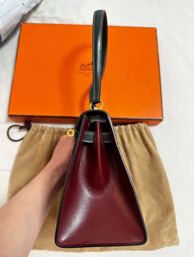 HERMES 80s KELLY 20 two Color’s Burgundy & Black Box Calf leather - Image 4