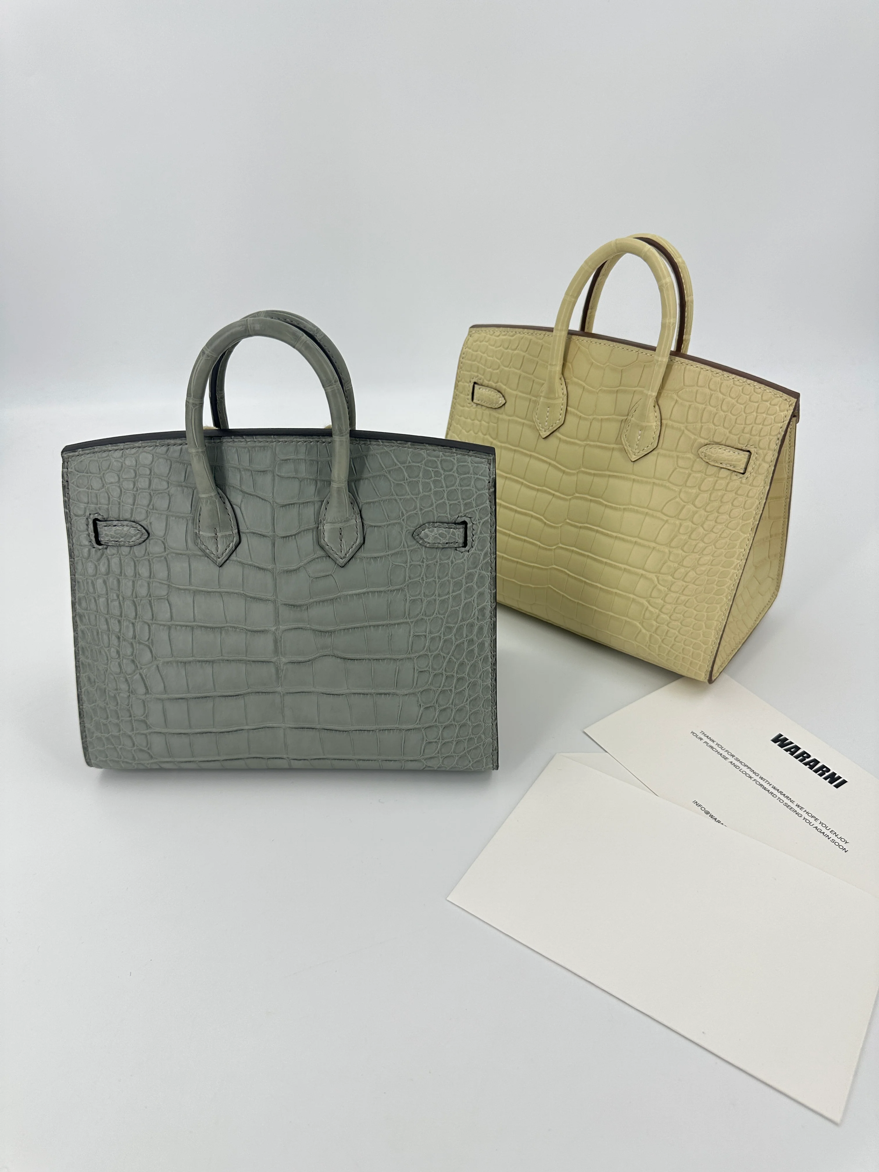 Hermès Birkin 20 Gris Ciment Matte Alligator Gold Hardware - Image 4