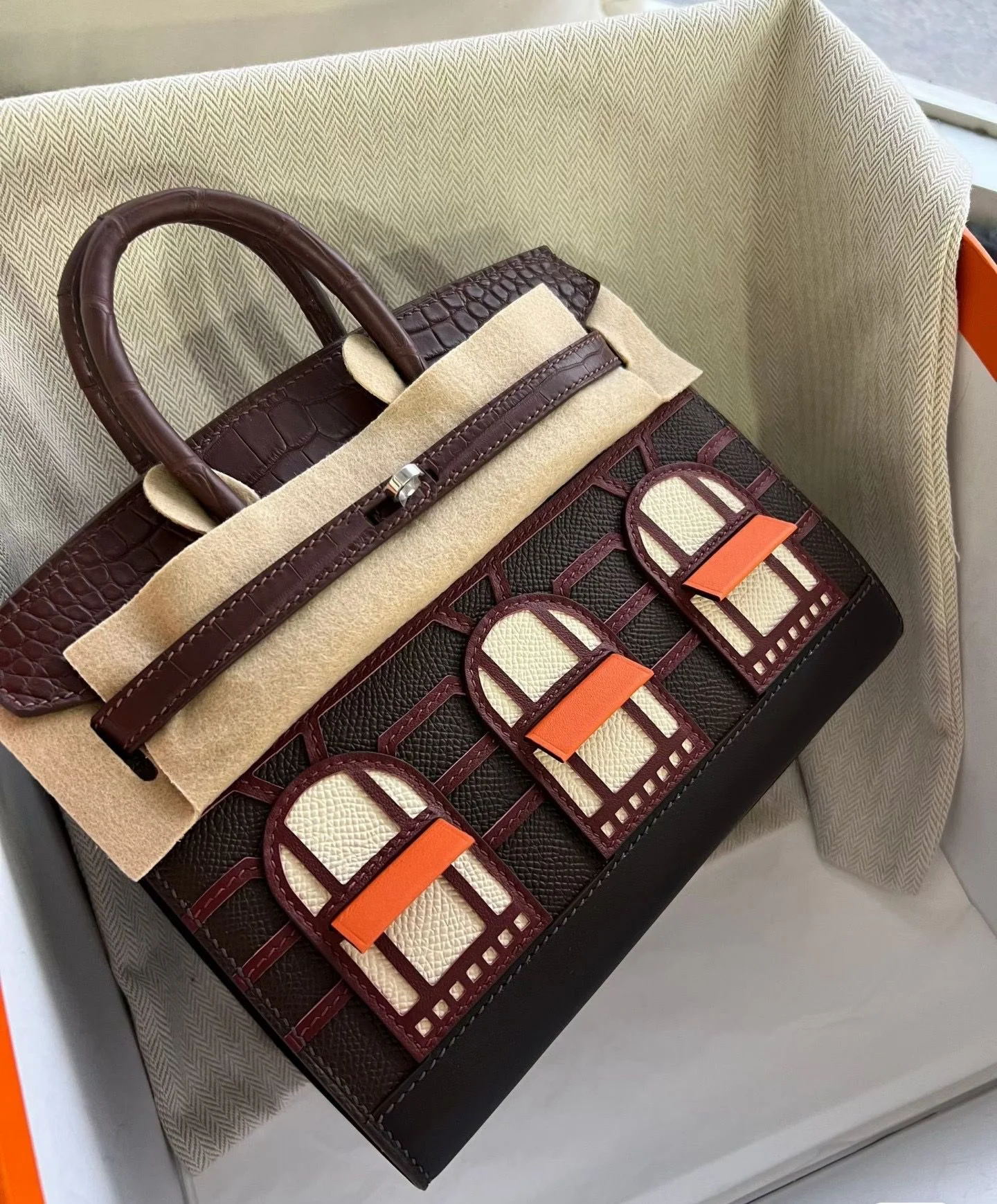 Hermès Birkin 20 FAUBOURG HOUSE Rouge H Matte Crocodile Palladium Hardware