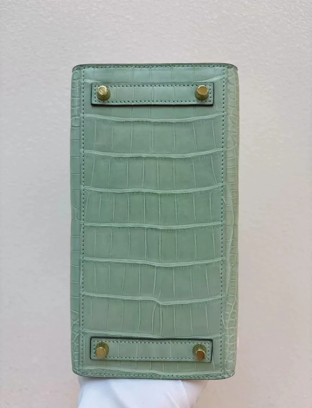Hermès Birkin 20 Vert d'Eau Matt Alligator Gold Hardware - Image 4