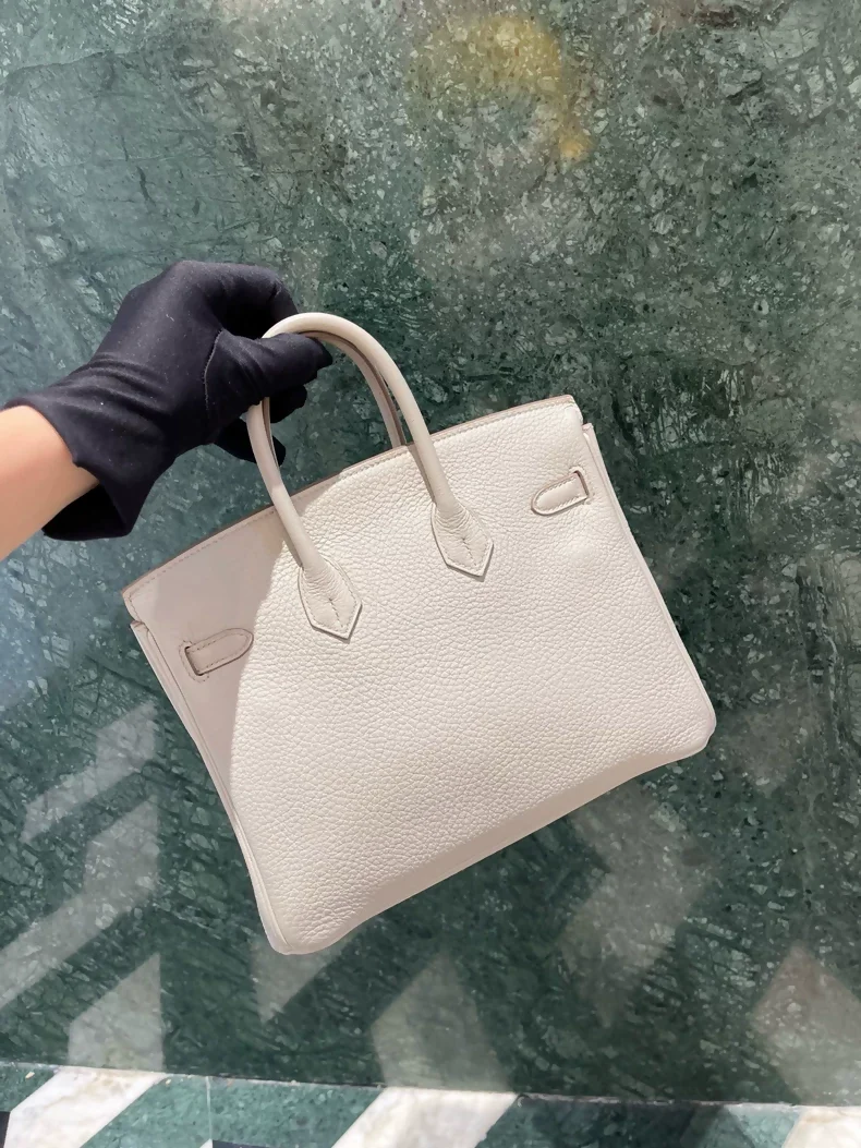 Hermes Birkin 25 8L Béton Togo Leather Gold Hardware - Image 2