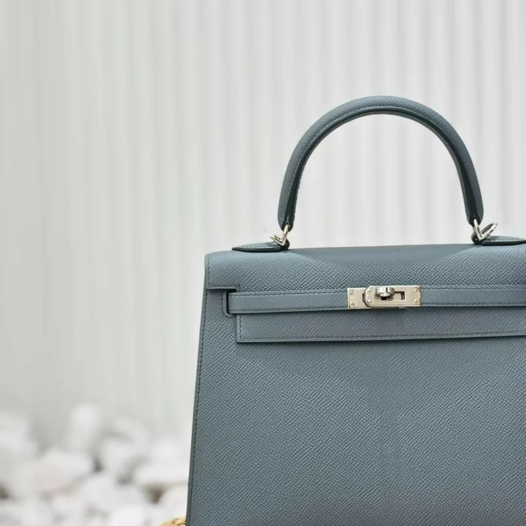 Hermès Kelly 25 Almond green epsom leather Palladium Hardware - Image 2