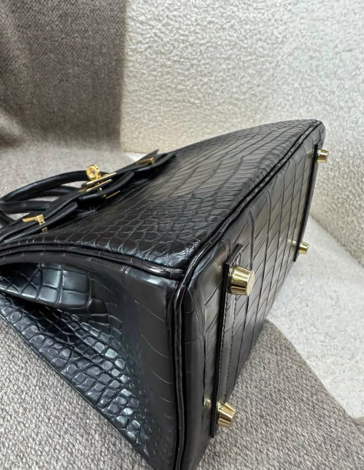 Hermès Birkin 25 Black Matte Crocodile leather Gold Hardware - Image 4