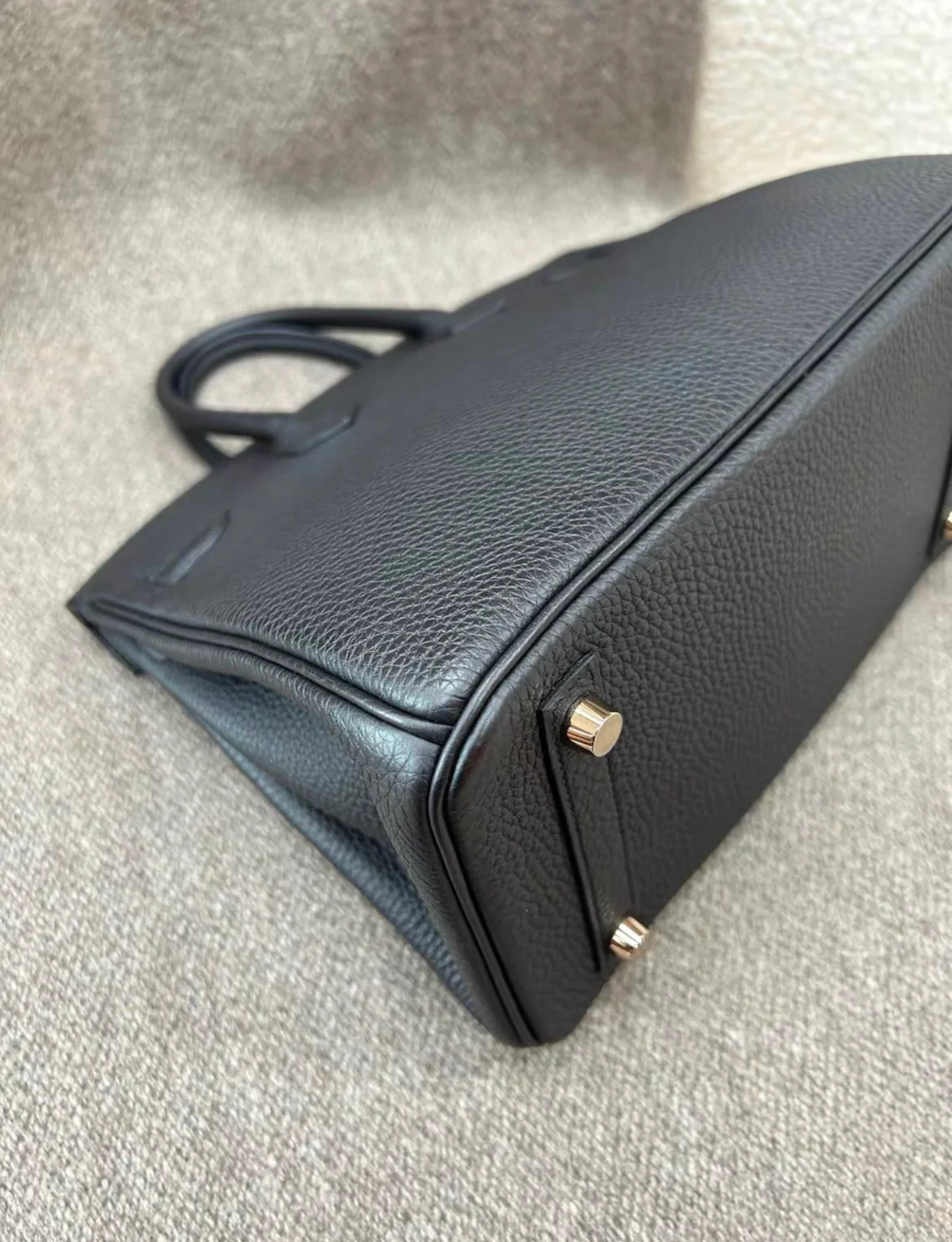 Hermès Birkin 25 black Togo Leather Gold Hardware - Image 6