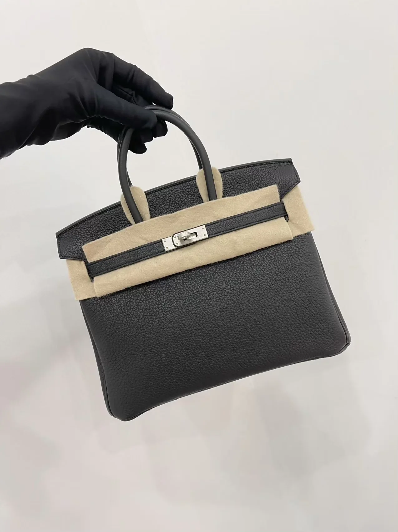 Hermès Birkin 25 black Togo leather with brushed palladium hardware - Image 3