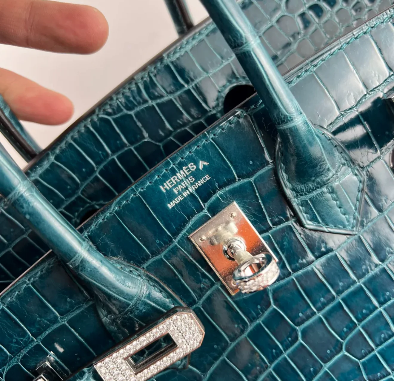 Hermès Birkin 25 Bosphorus Green Shiny Crocodile Diamond Hardware - Image 4