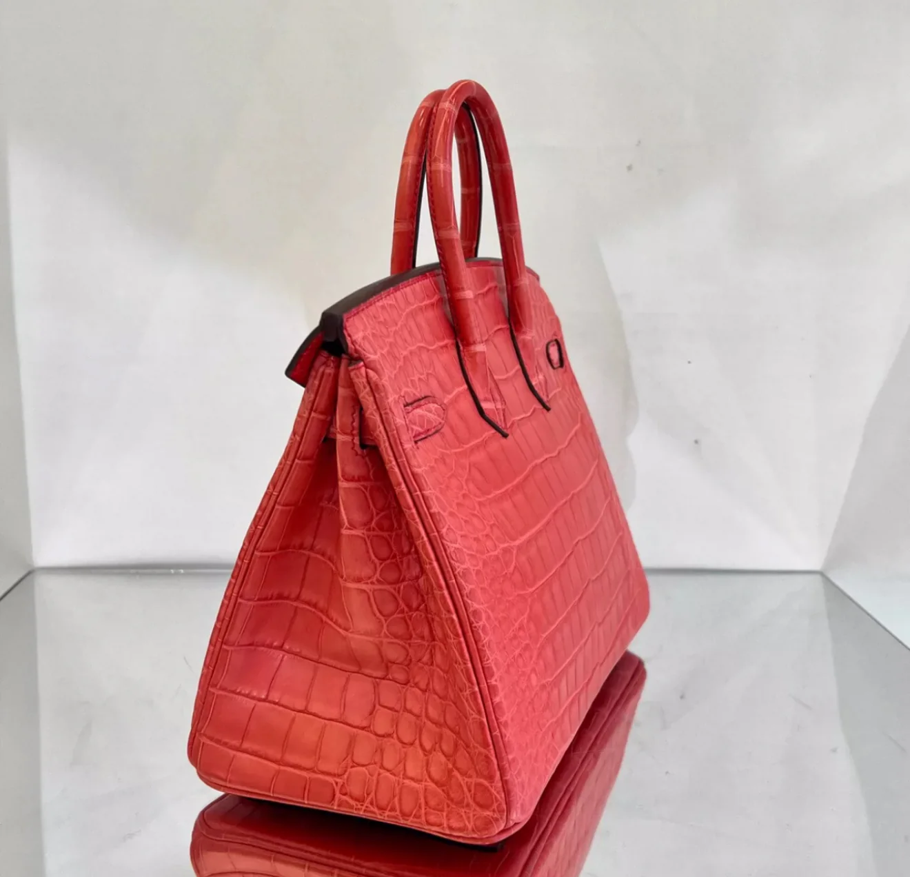HERMÈS BIRKIN 25 BOUGAINVILLEA MATTE ALLIGATOR GOLD HARDWARE - Image 3