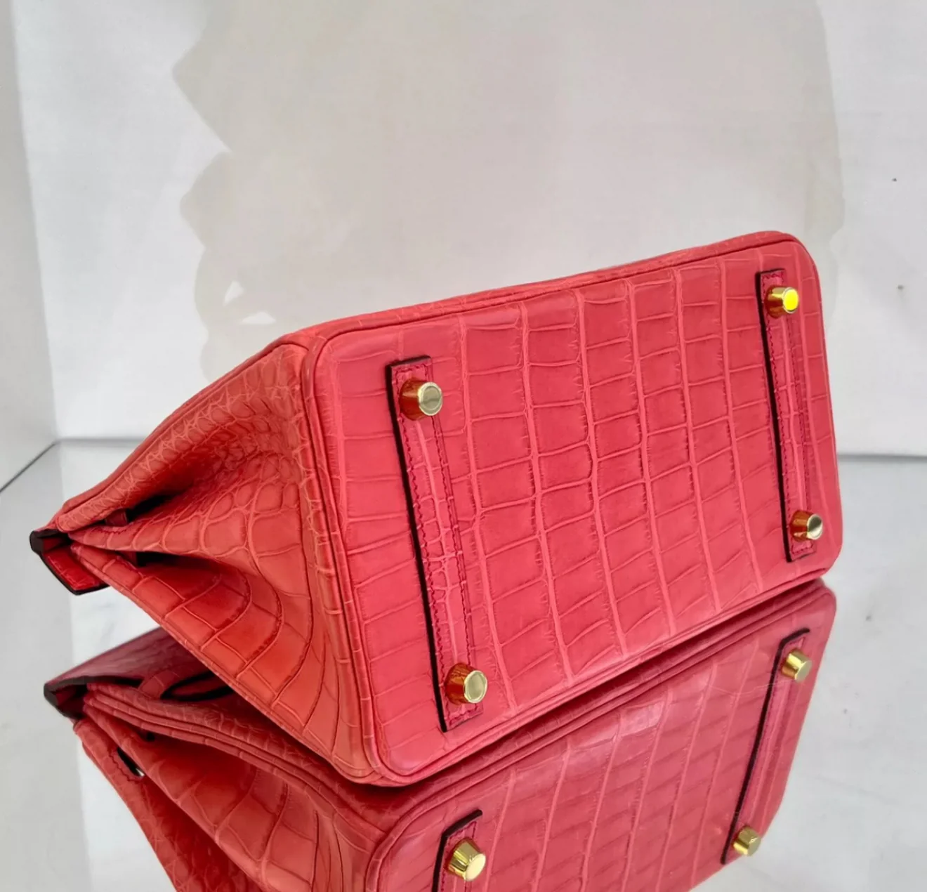 HERMÈS BIRKIN 25 BOUGAINVILLEA MATTE ALLIGATOR GOLD HARDWARE - Image 4