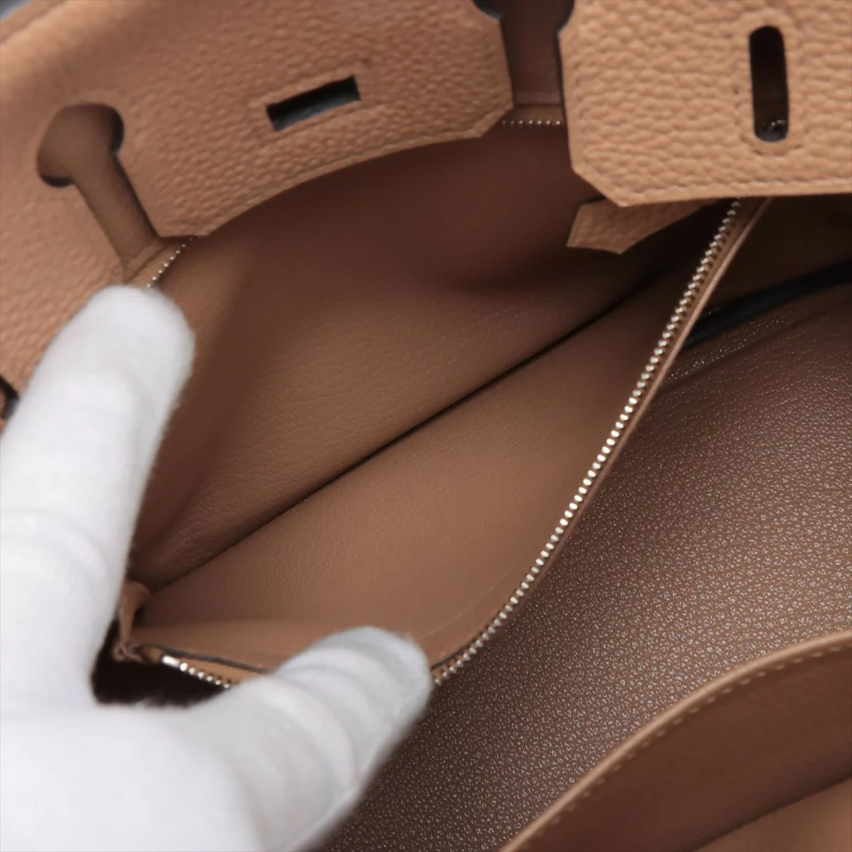Hermès Birkin 25 Chai Togo Leather with Palladium Hardware - Image 4