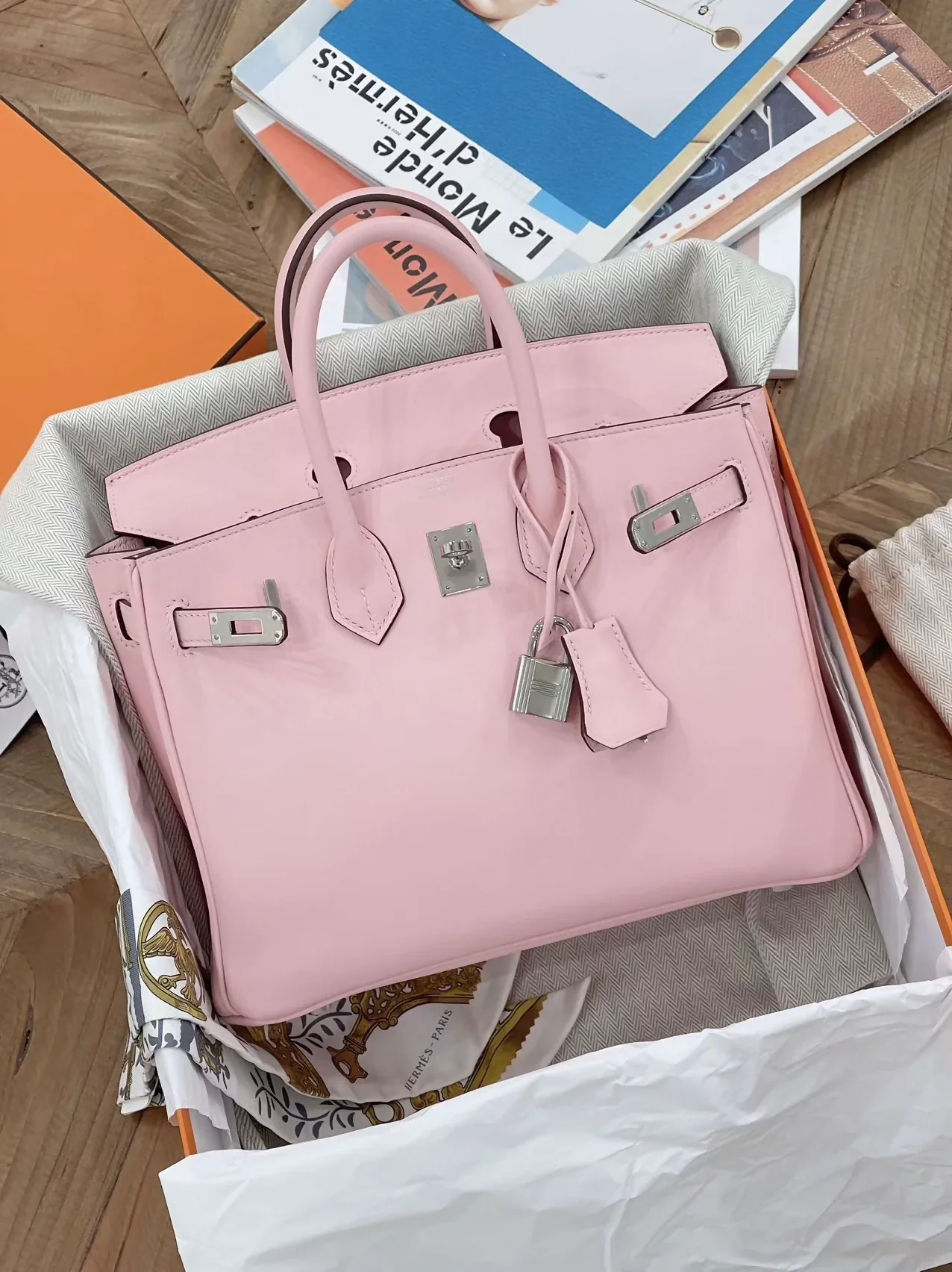 Hermès Birkin 25 Rose Sakura pink swift leather with palladium hardware - Image 2