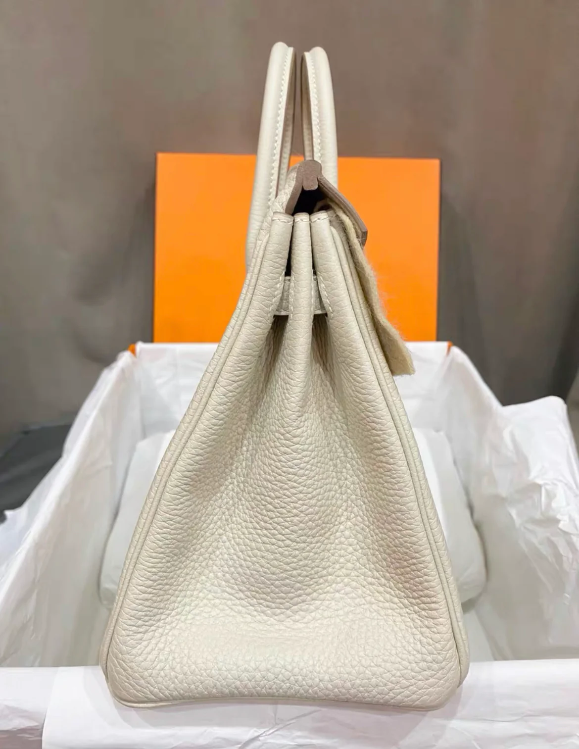 Hermès Birkin 25 Craie Togo Rose Gold Hardware - Image 4