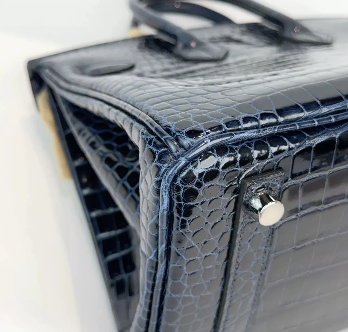 Hermès Birkin 25 Dark Blue Shiny Crocodile Diamond Hardware - Image 5