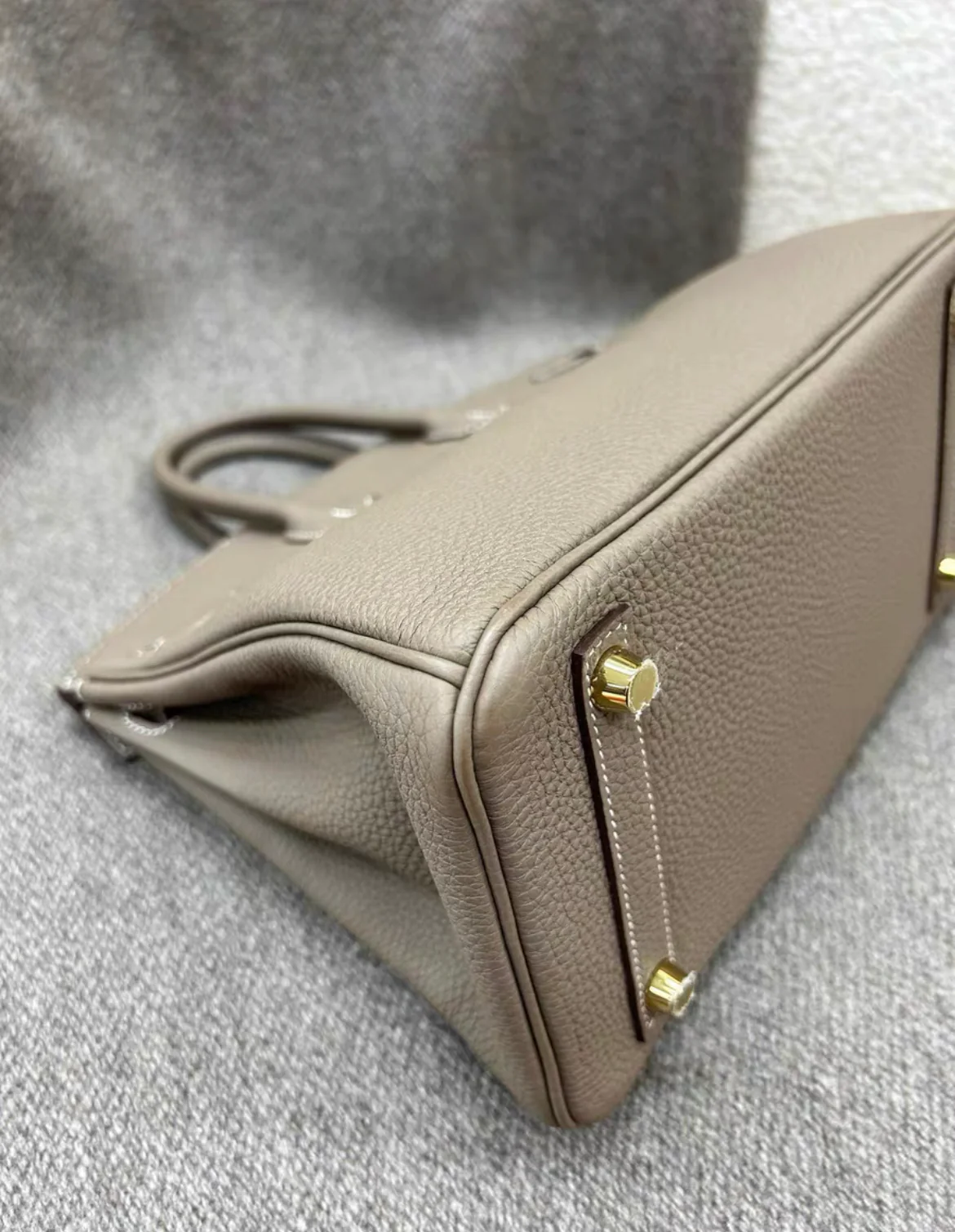 Hermès Birkin 25 Etoupe Togo Leather Gold Hardware - Image 6