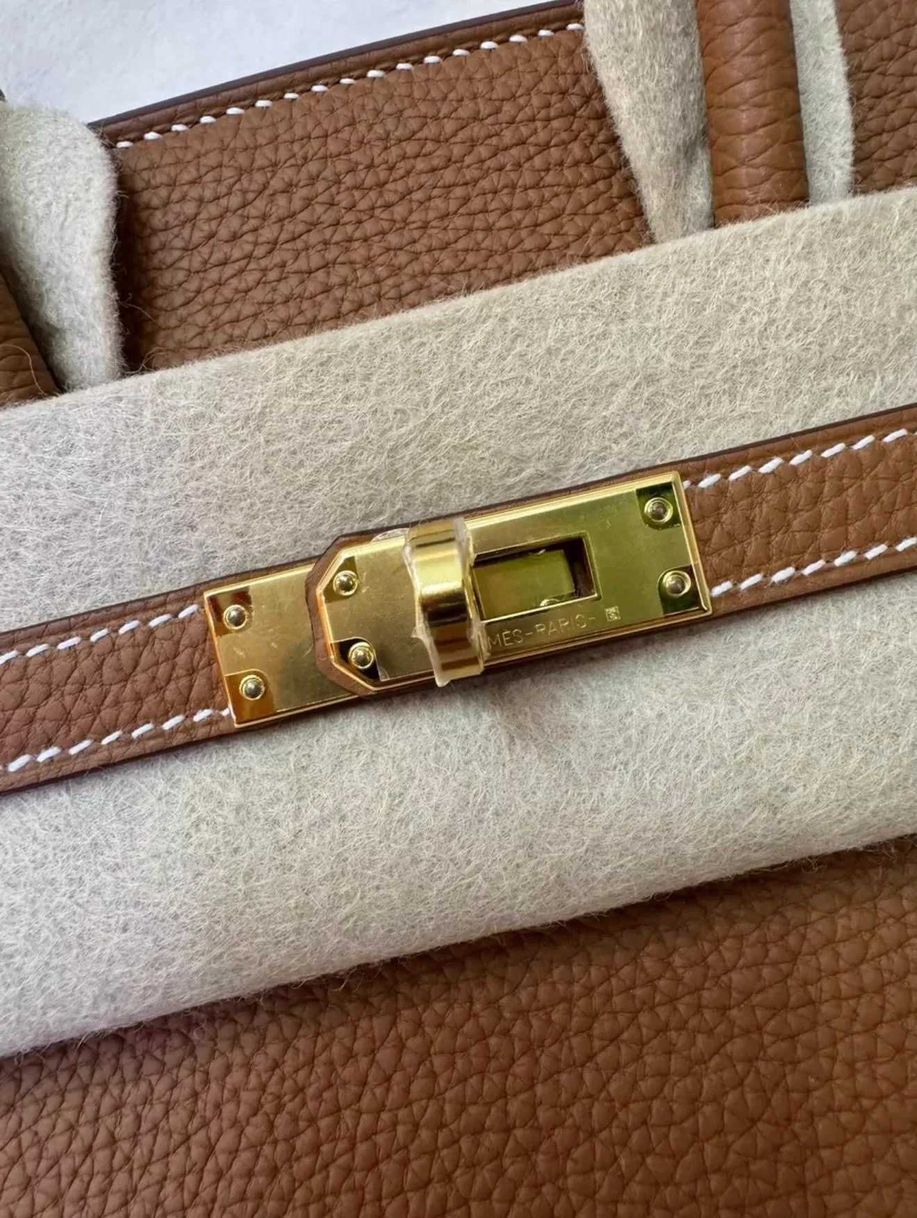 Hermès Birkin 25 Gold Togo Leather Gold Hardware - Image 7