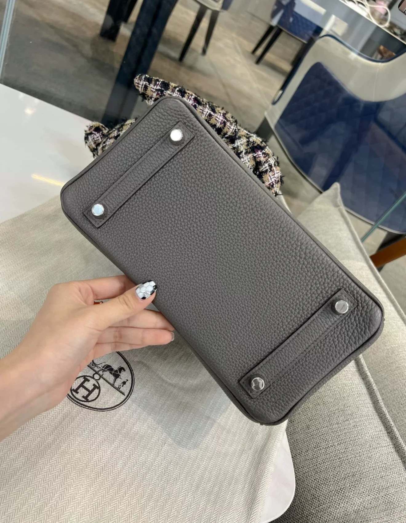 Hermès Birkin 25 Gris Meyer Togo Leather Palladium Hardware - Image 4