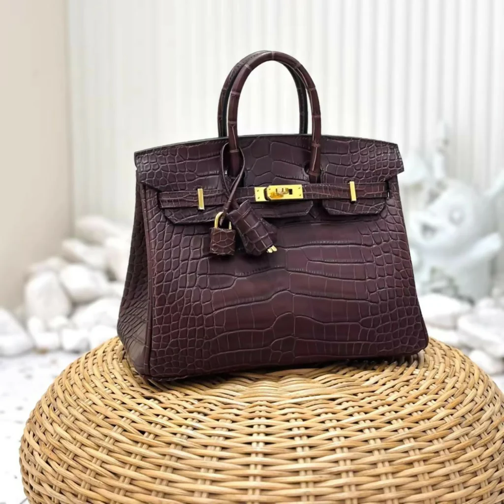 Hermès Birkin 25 Havana Matte Crocodile with Gold Hardware - Image 3