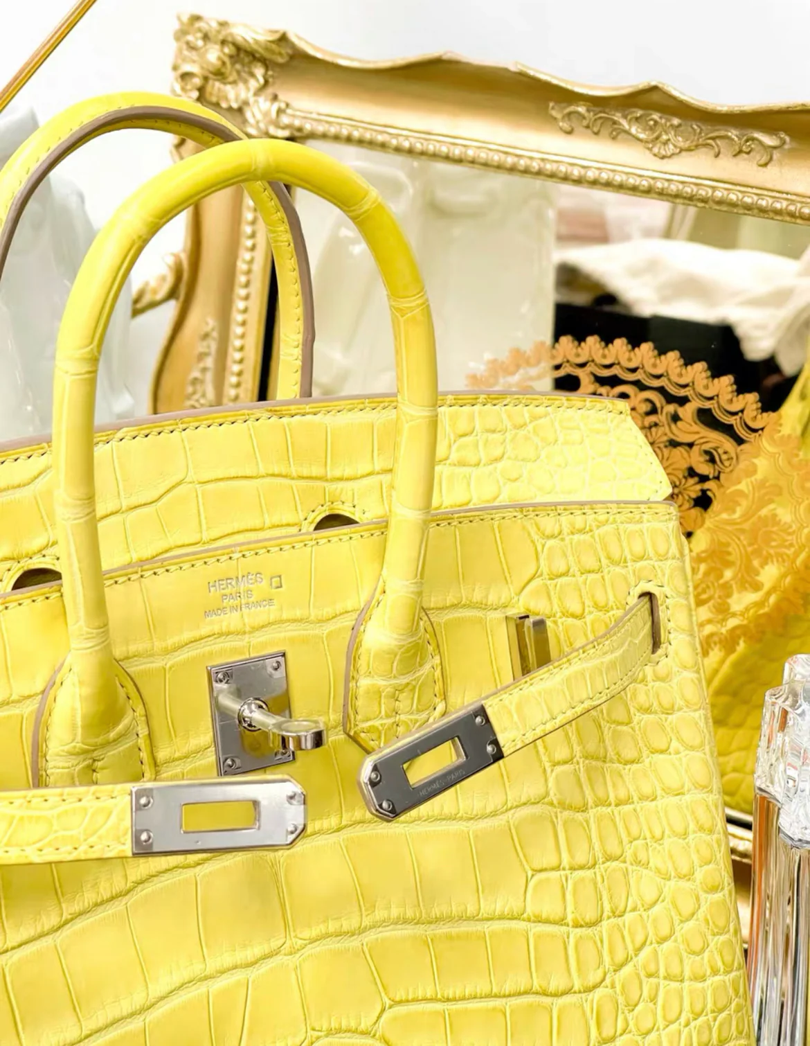 Hermes Birkin 25 Lime Yellow Matte Crocodile Palladium Hardware Handbag - Image 2