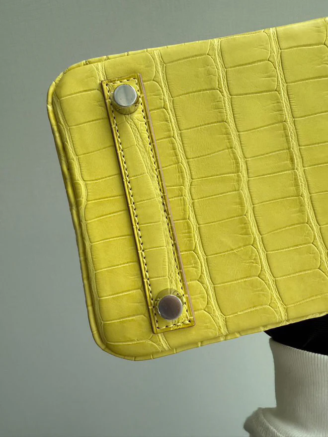 Hermes Birkin 25 Lime Yellow Matte Crocodile Palladium Hardware Handbag - Image 6
