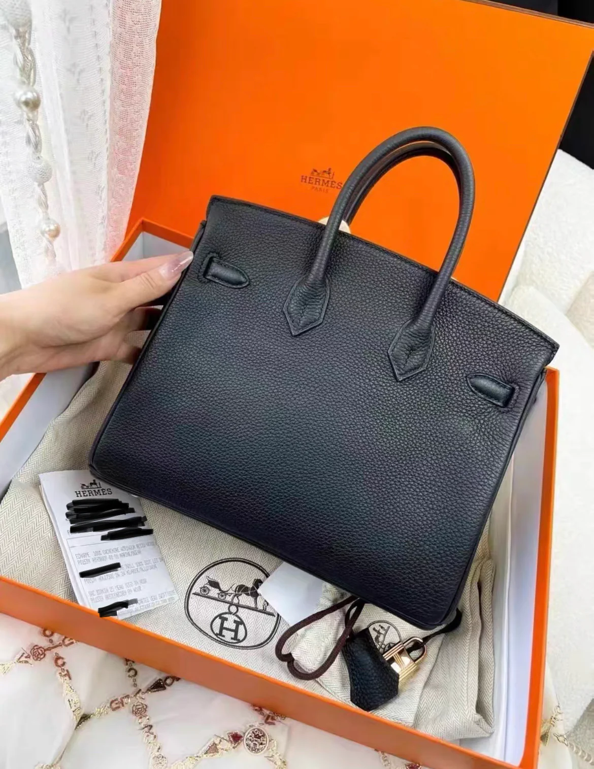 HERMES BIRKIN 25 NOIR BLACK TOGO GOLD HARDWARE - Image 4