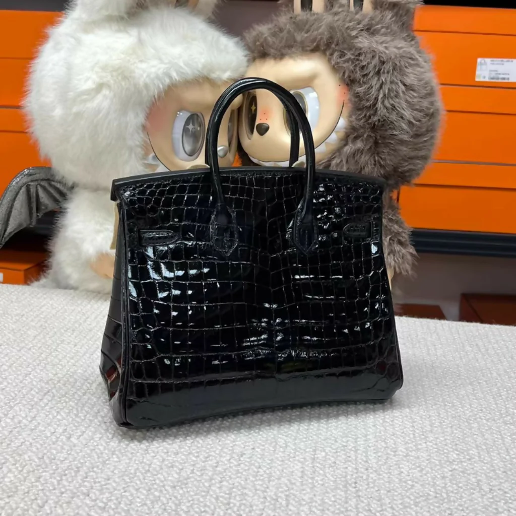 Hermès Birkin 25 Black Shiny Alligator Palladium Hardware - Image 2