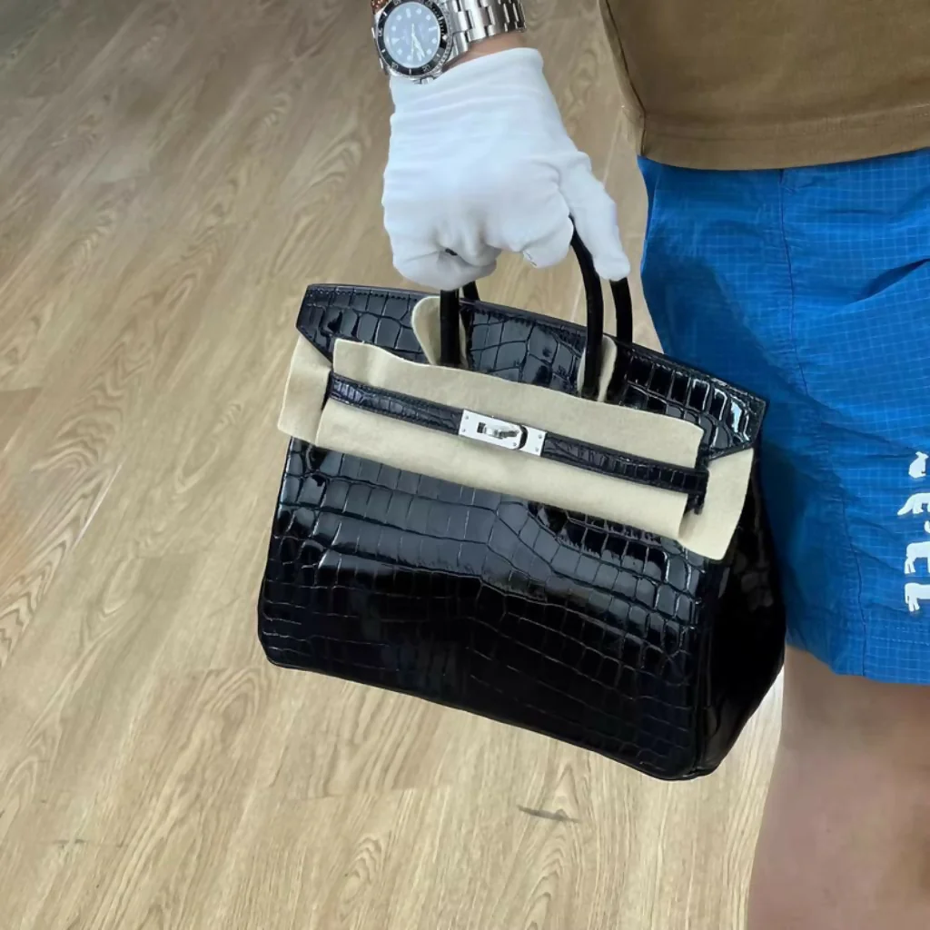 Hermès Birkin 25 Black Shiny Alligator Palladium Hardware - Image 3