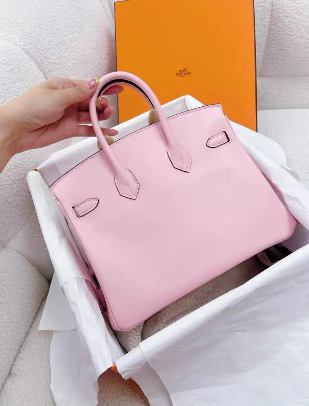 Hermès Birkin 25 Rose Sakura Swift
Palladium Hardware - Image 3