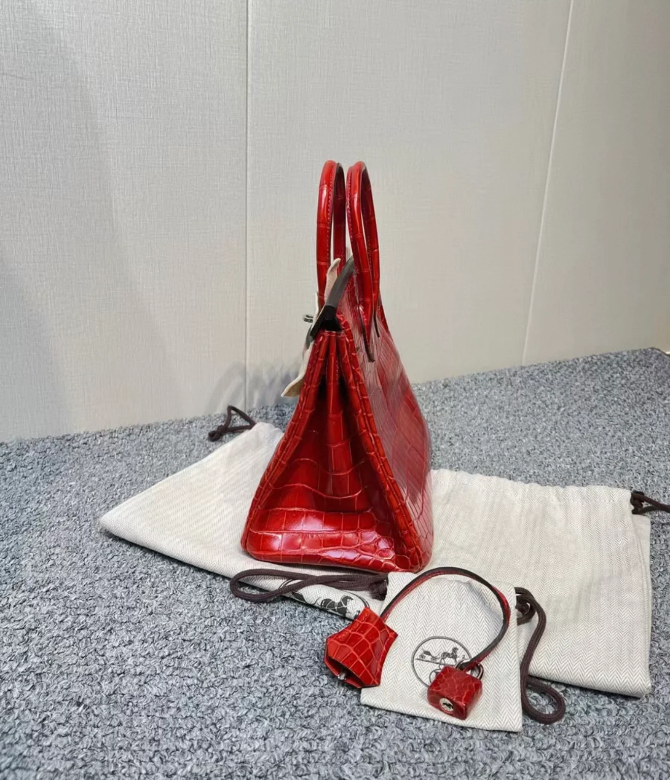 Hermes Birkin 25 Rouge H shiny crocodile leather palladium hardware - Image 3