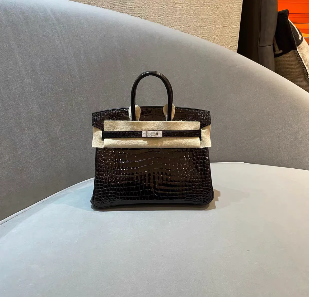 Hermès BIRKIN 25 SHINY BLACK POROSUS CROCODILE DIAMOND WITH 18K WHITE GOLD & DIAMOND HARDWARE, Brand new full set!!! - Image 6