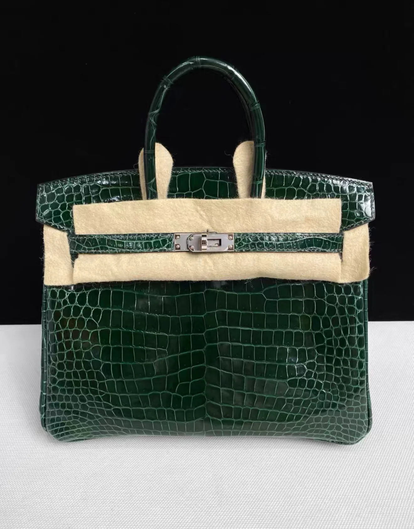 Hermes Birkin 25 shiny green emerald crocodile leather palladium hardware - Image 2