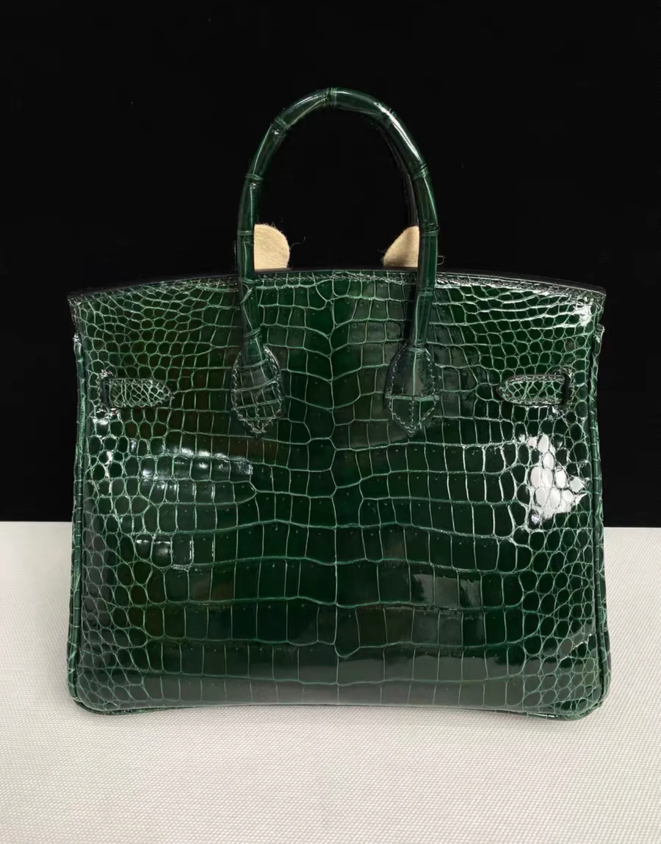 Hermes Birkin 25 shiny green emerald crocodile leather palladium hardware - Image 3