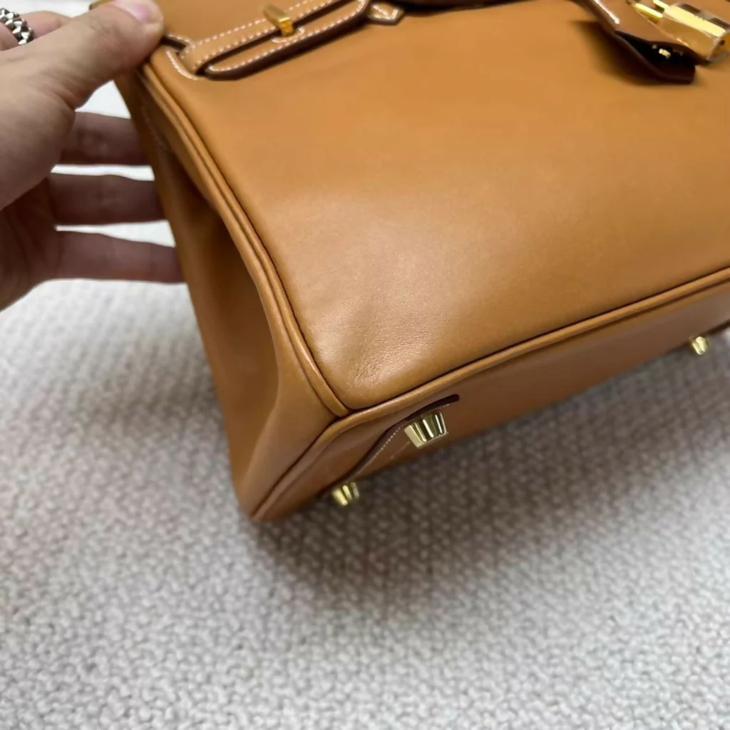Hermès Birkin 25 Fauve Barenia Smooth Leather Gold Hardware - Image 3