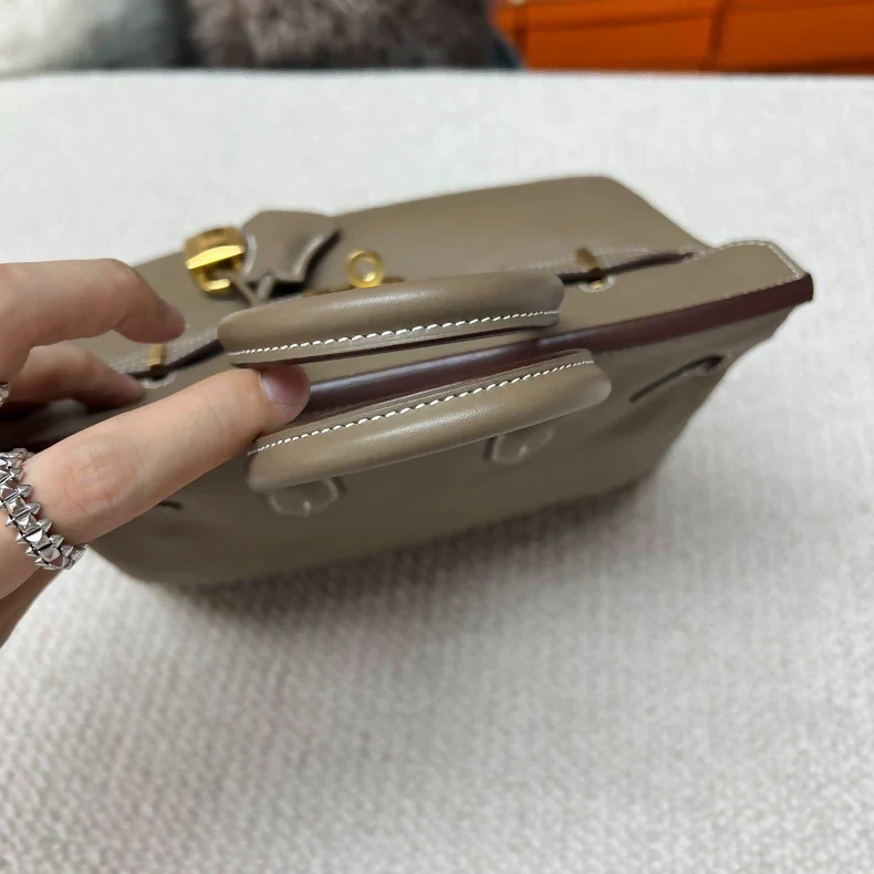 Hermès Birkin 25 Etain Swift leather Gold Hardware - Image 3