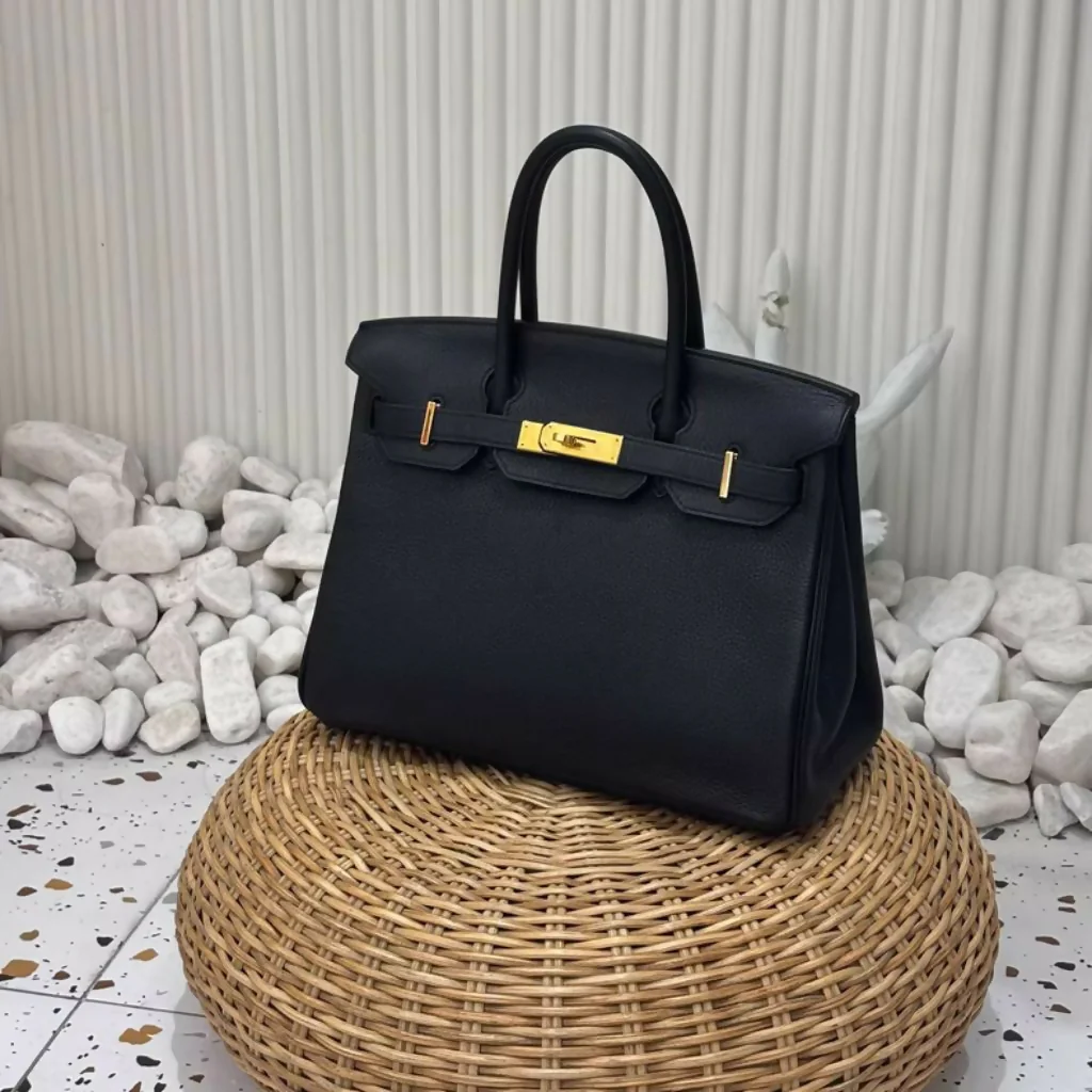 Hermès Birkin 30 Black Togo Leather Gold Hardware - Image 2