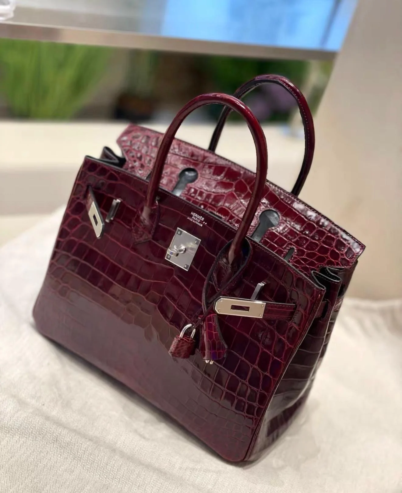 Hermes Birkin 30 Bordeaux Shiny Crocodile Leather Palladium Hardware - Image 2