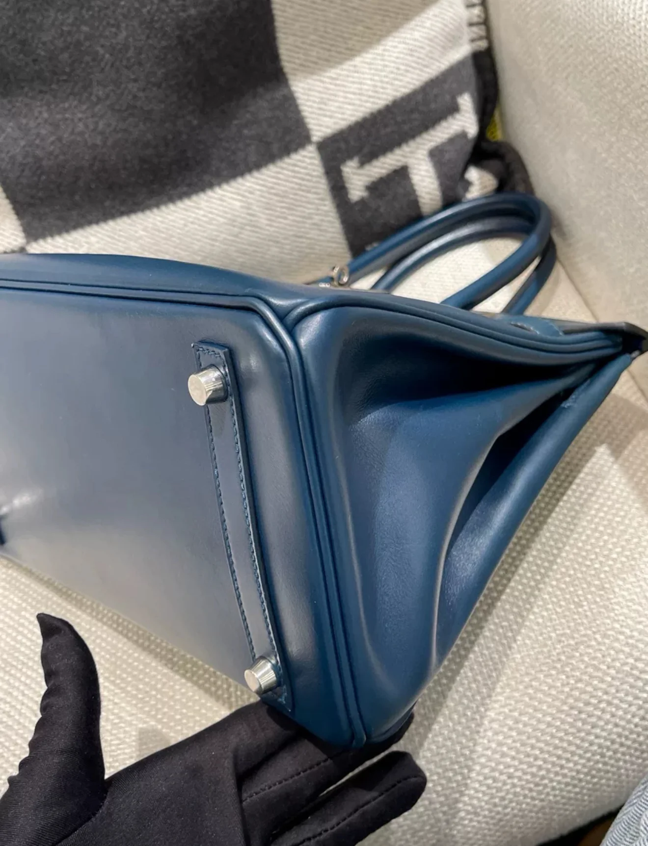 Hermès Birkin 30 blue box leather Palladium Hardware - Image 4