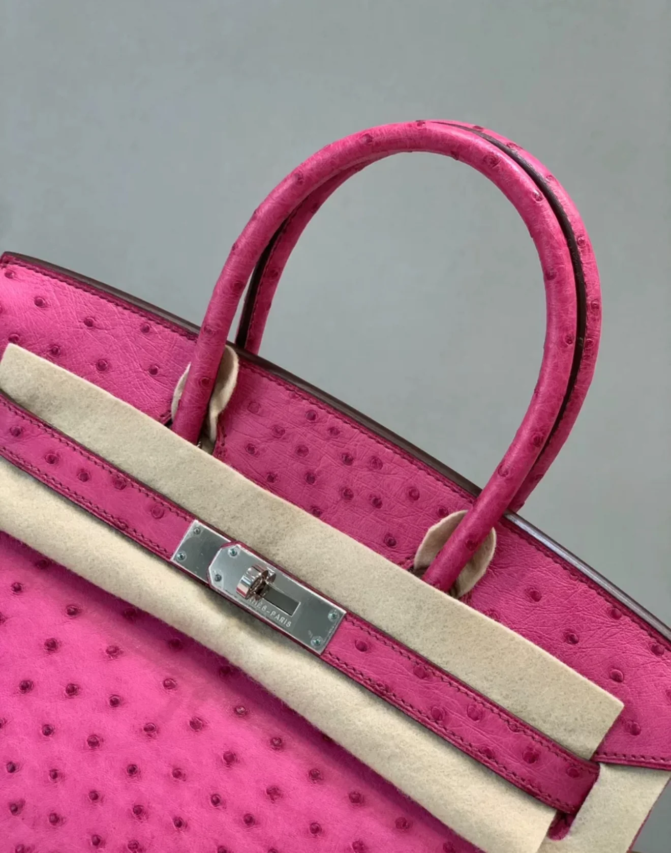 Hermès Birkin 30 Fuchsia Ostrich Leather Palladium Hardware - Image 3