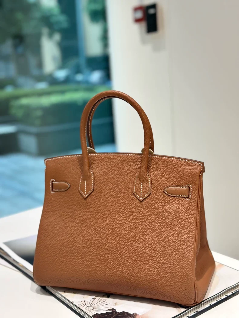 Hermes Birkin 30 gold-brown togo leather with gold hardware - Image 2