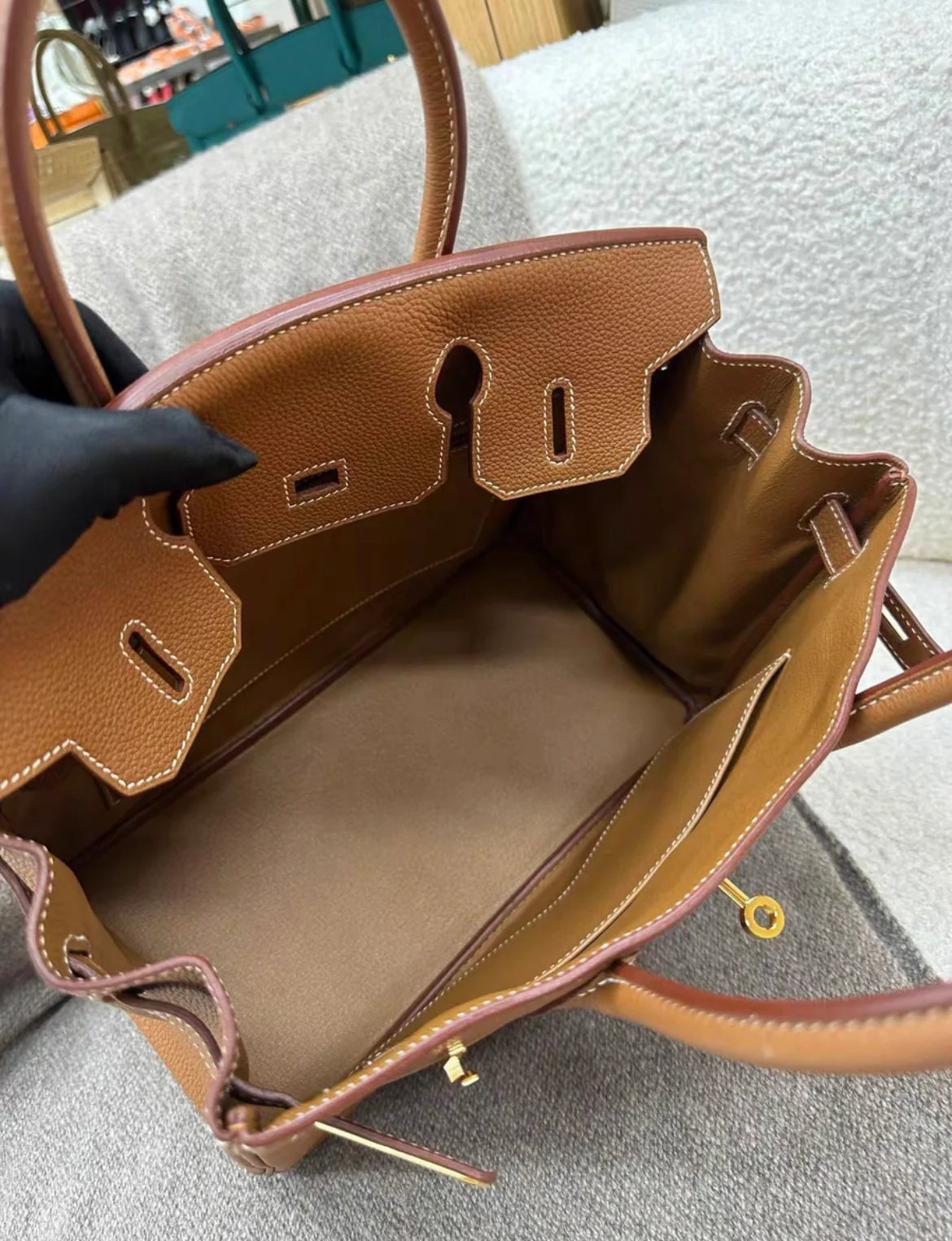 Hermes Birkin 30 Gold Togo leather Gold Hardware - Image 9