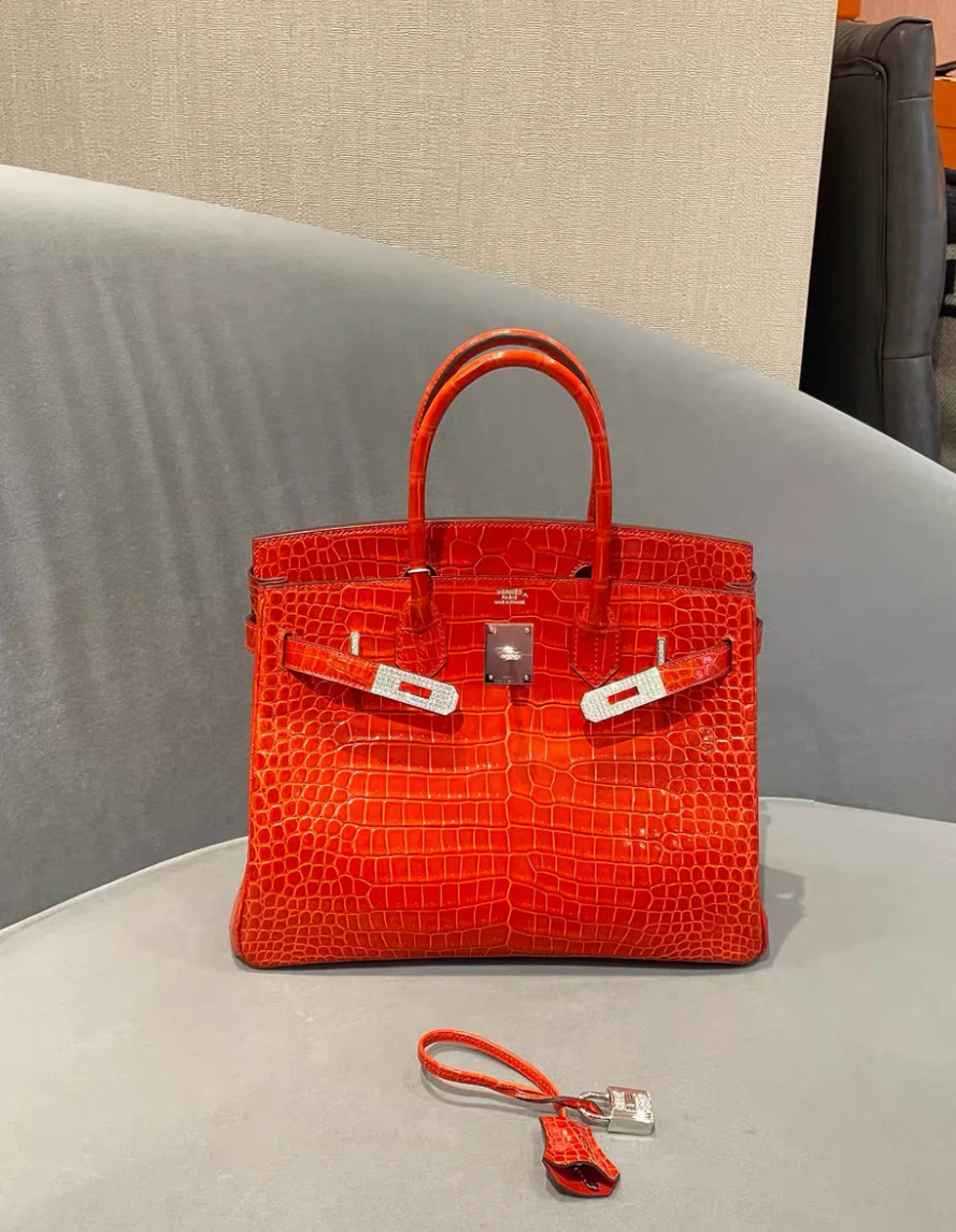 Hermès Birkin 30 Rouge Braise Shiny Porosus Crocodile 18K White Gold and Diamond Hardware - Image 3