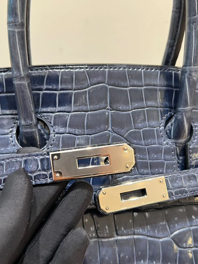 Hermes Birkin 35 Bag Blue Sapphire Porosus Crocodile Palladium Hardware - Image 4