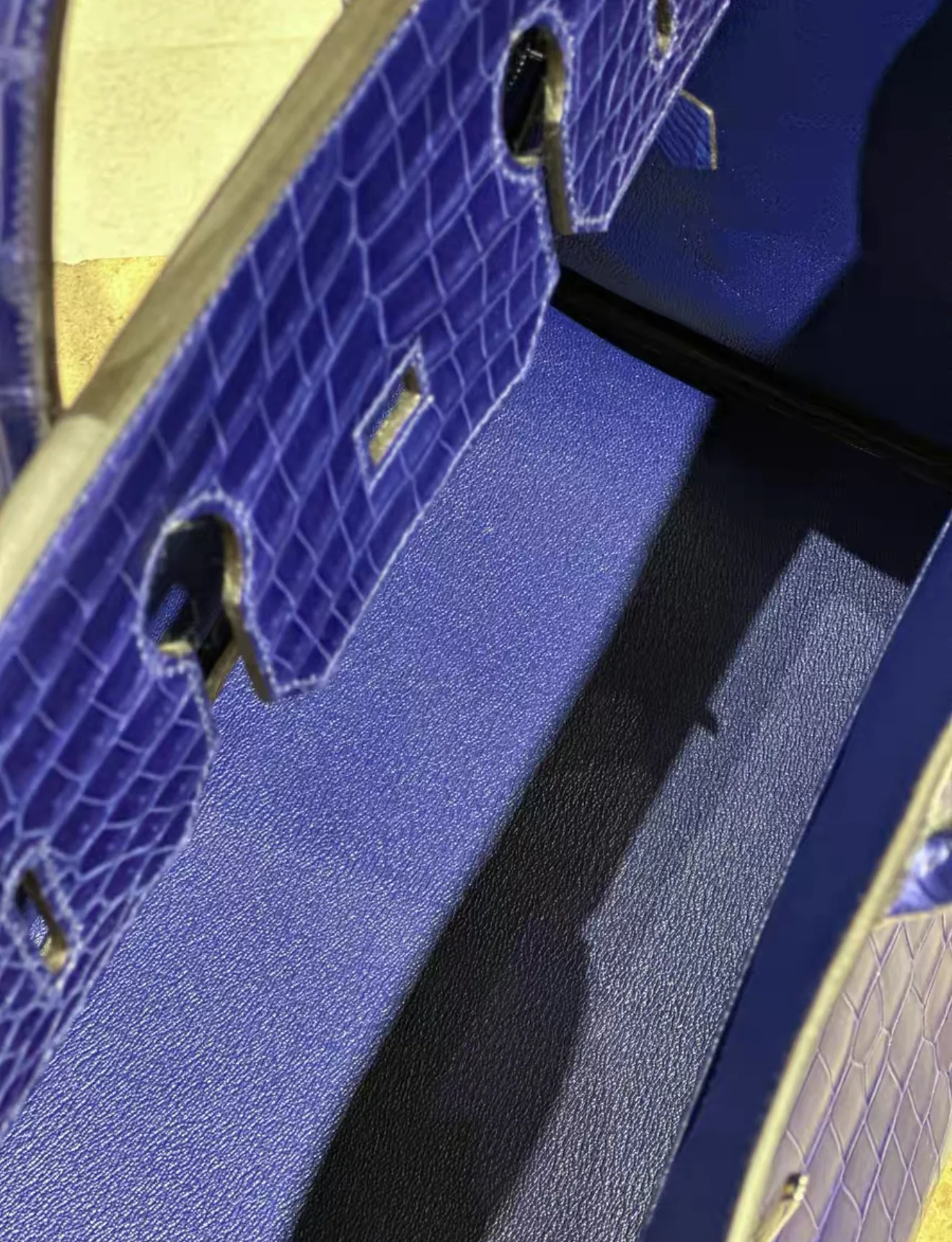 Hermès Birkin 35 Blue Electric Shiny Crocodile Leather Palladium Hardware - Image 3