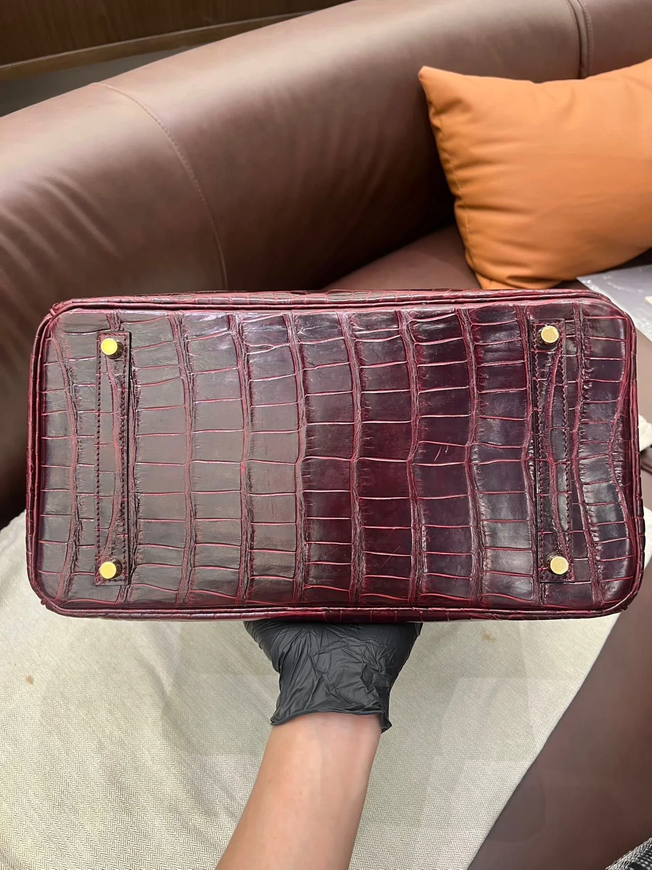 Hermes Birkin 35 Bordeaux Matte Crocodile Leather Gold Hardware - Image 3